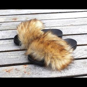 Fox Fur slides New